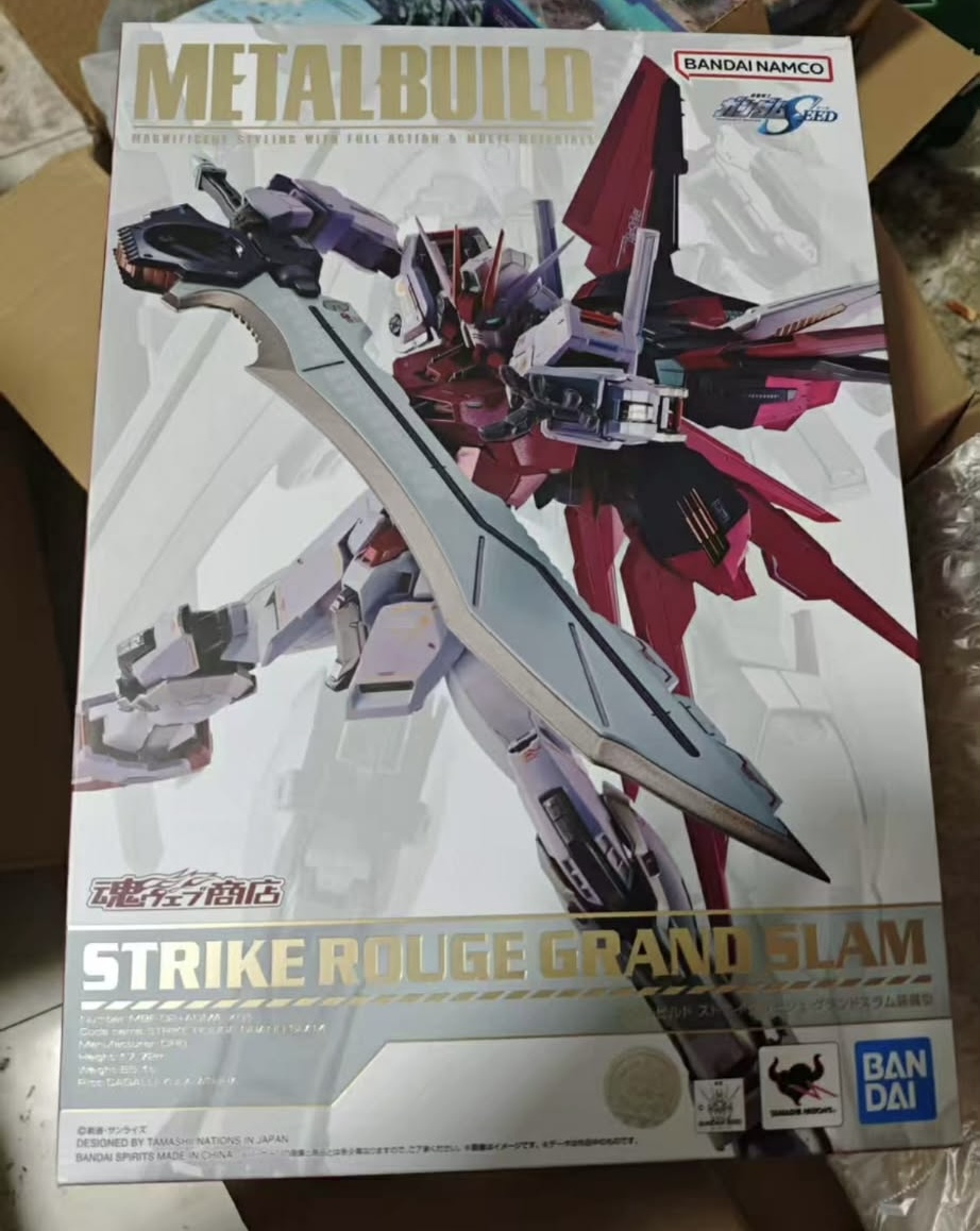 Metal Build Strike Rouge + Grand Slam.